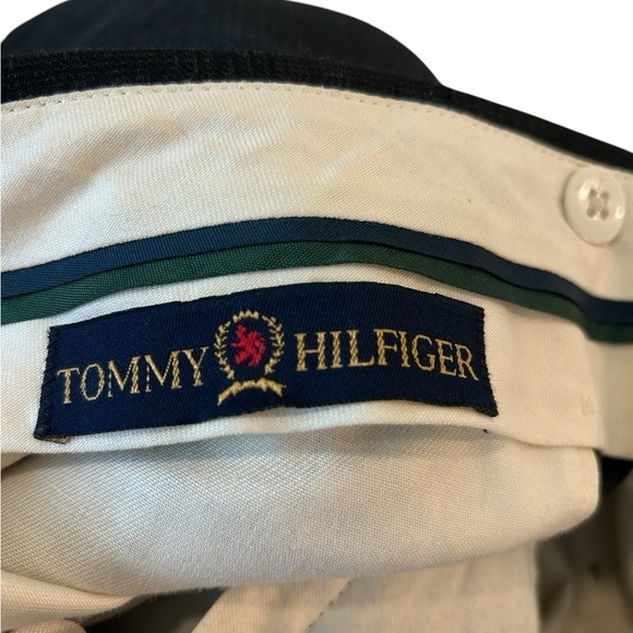 Tommy Hilfiger Wool Suit - Pre-Loved in Excellent Condition - Picture 11 of 12